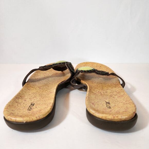 APT 9 Y2K Green Faux Stone Beaded Detail Comfort Thong  Sandals Womens 6M FLAWED - Picture 4 of 11